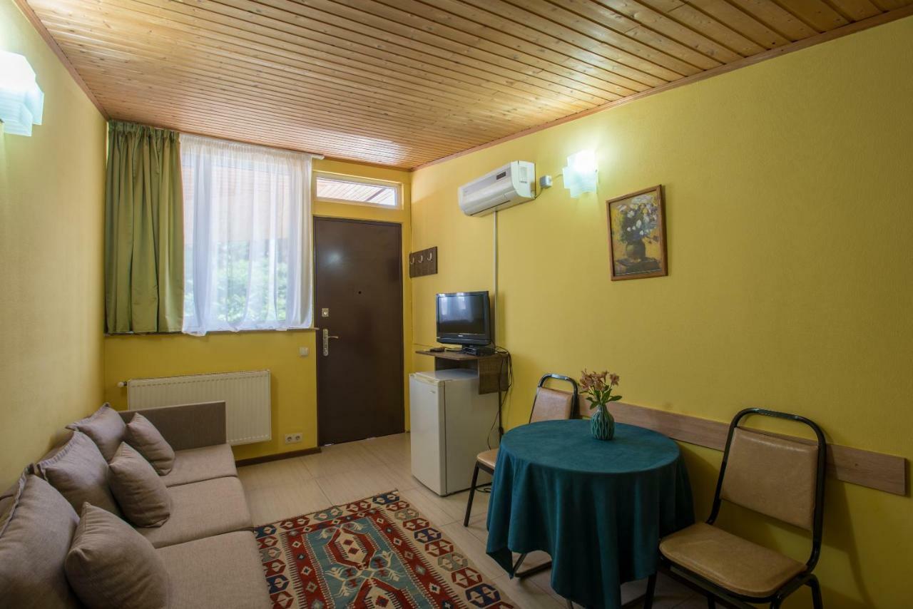 Accent Hotel Tbilisi Eksteriør billede